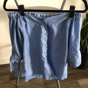 Off shoulder 3/4 sleeve striped top